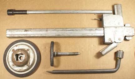 DATSUN 2000 TIRE JACK